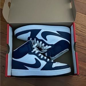 Navy Blue Court borough mid 2.